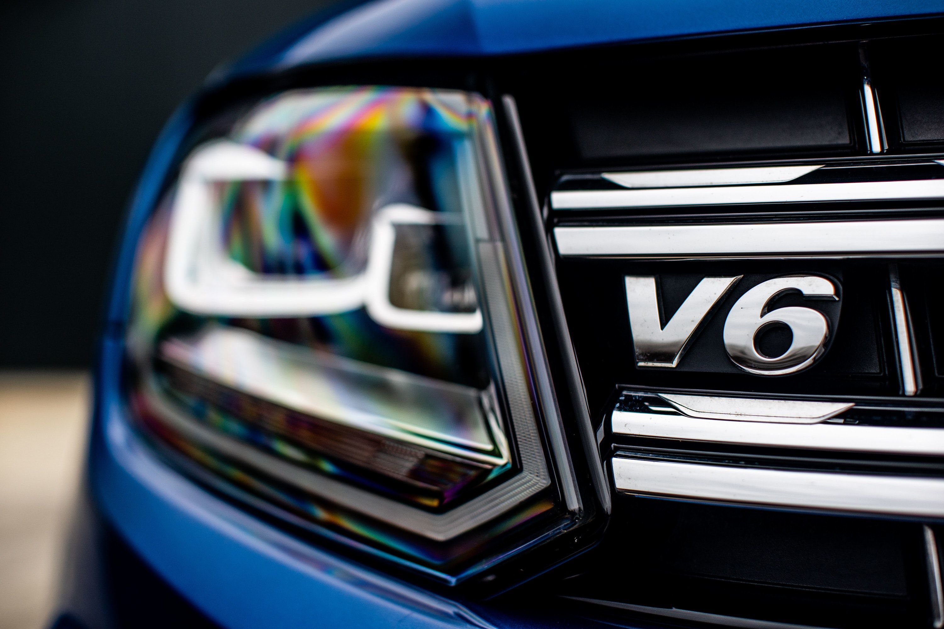 v6 badge on the VW Amarok 