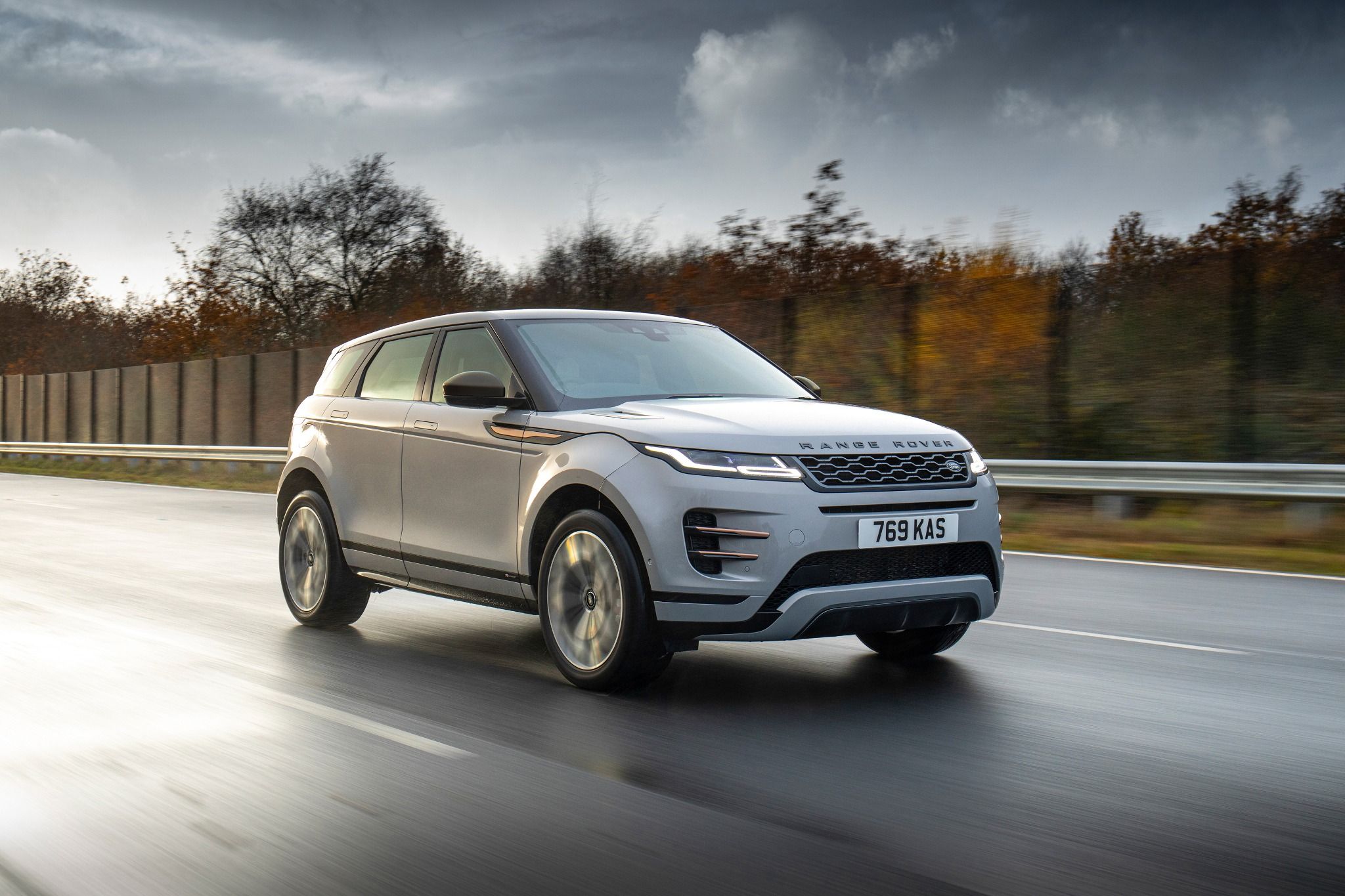 Test range on sale rover evoque hybrid