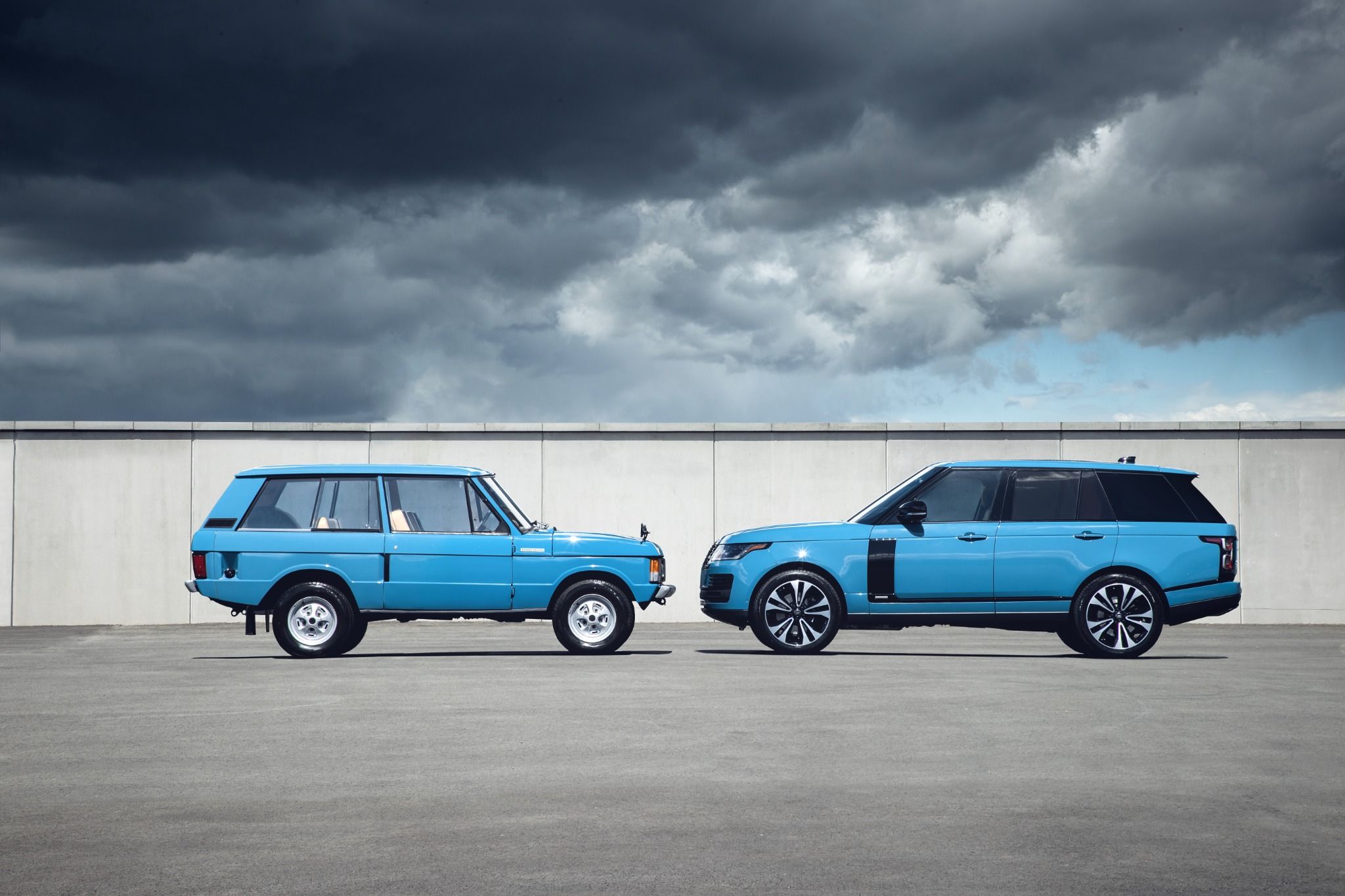 The history of the Range Rover: Five generations of this luxury SUV image