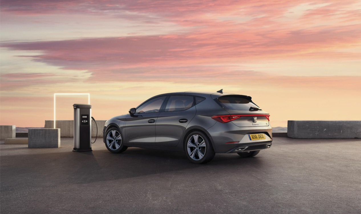 Rear view of SEAT Leon e-hybrid on charge
